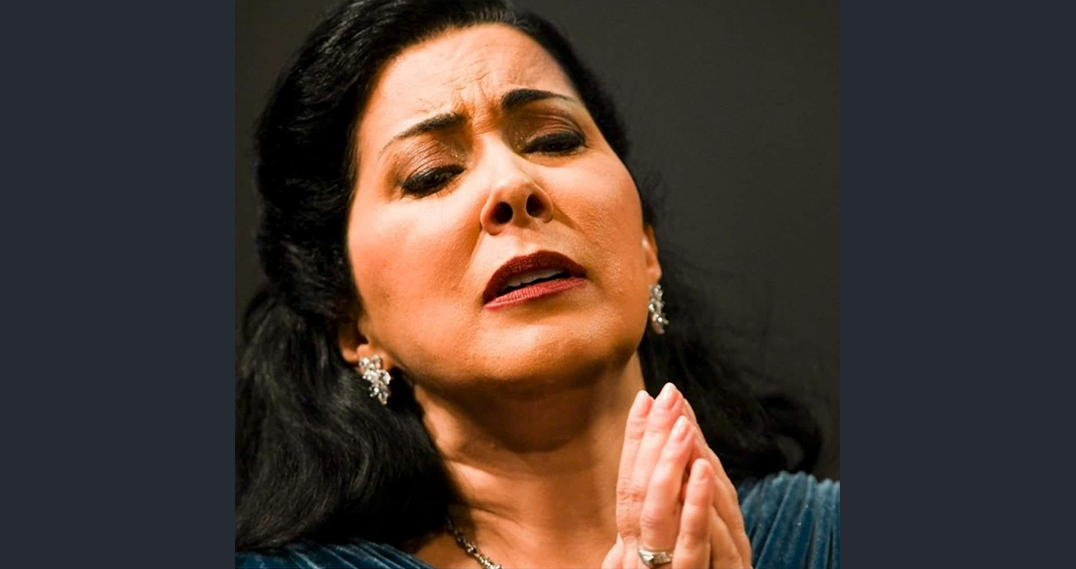 Carla Caramujo will be the soloist of “Five poems by Vinicius de Moraes”